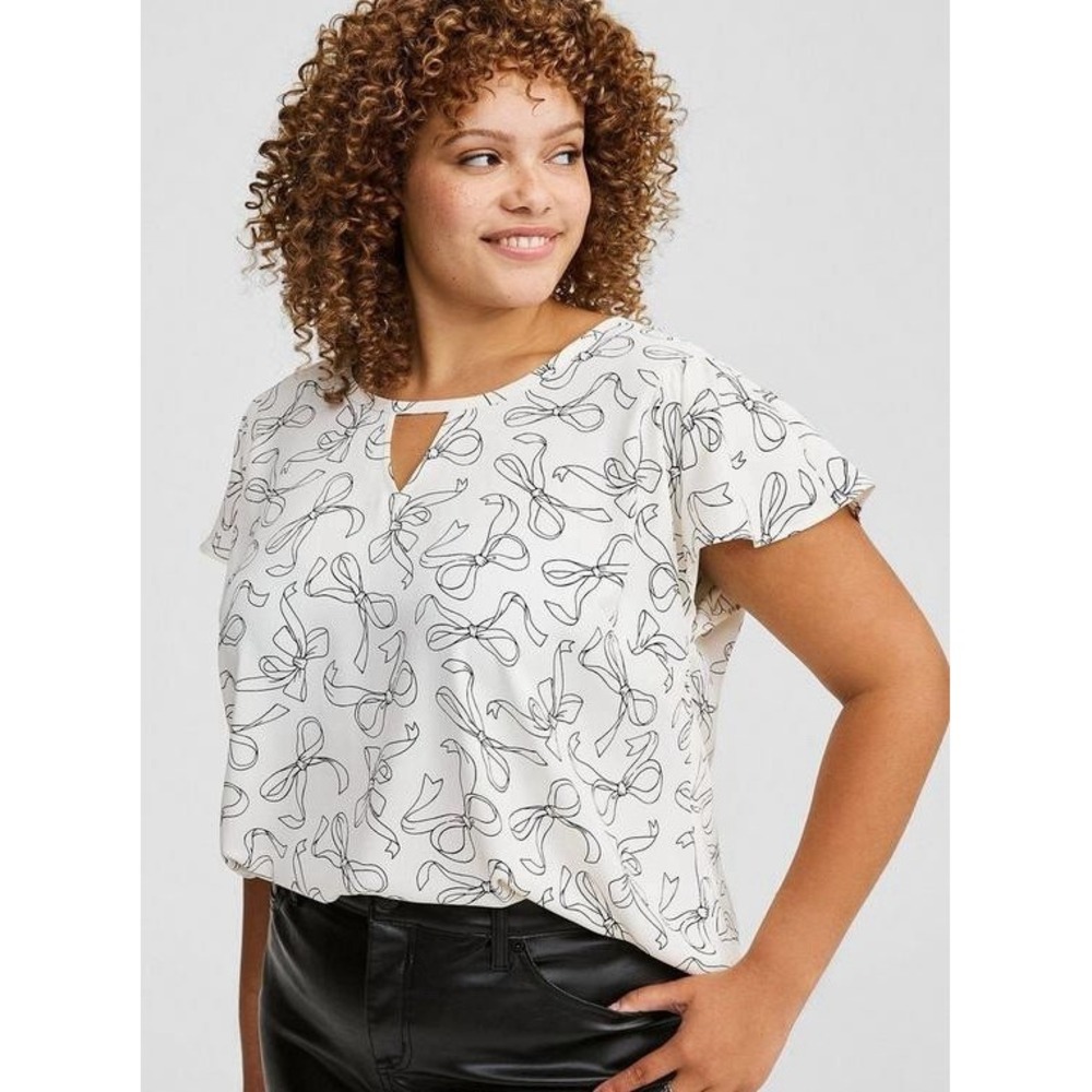 Torrid Georgette White Bow Print Top 4X
